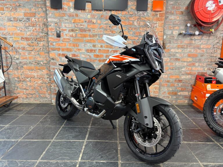 2026 KTM 1390 Super Adventure S