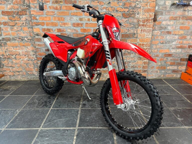 2026 Gas Gas EC 300