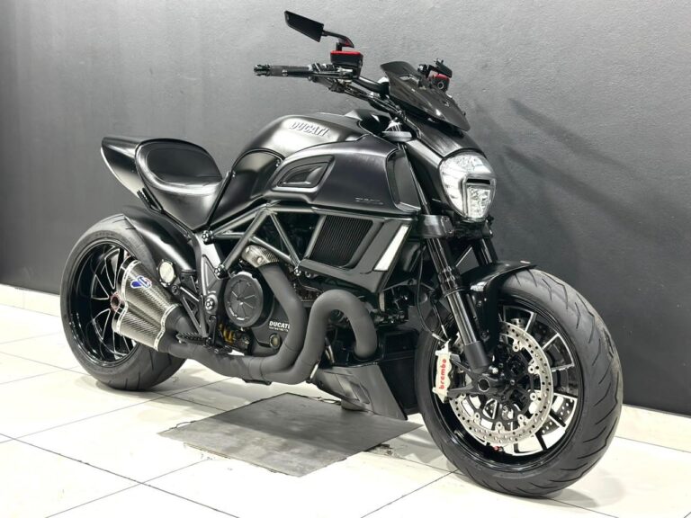 2014 Ducati Diavel Dark