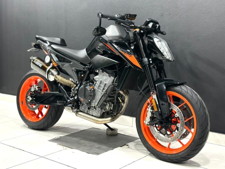 2021 KTM 790 Duke