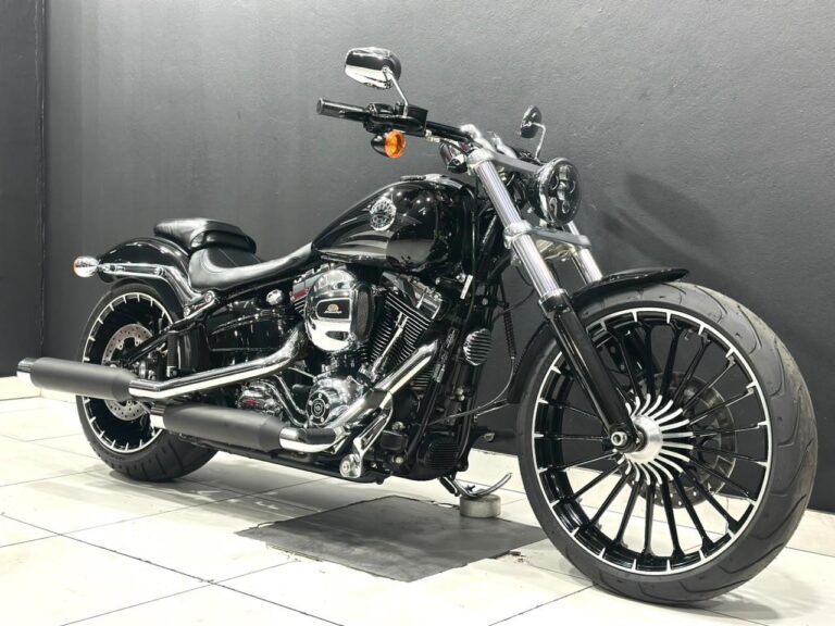 2016 Harley-Davidson Softail Breakout