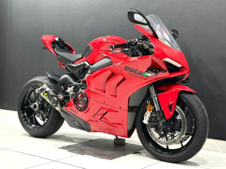 2023 Ducati Panigale V4