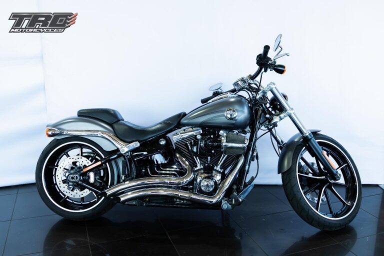 2016 Harley-Davidson Softail Breakout Hard Candy