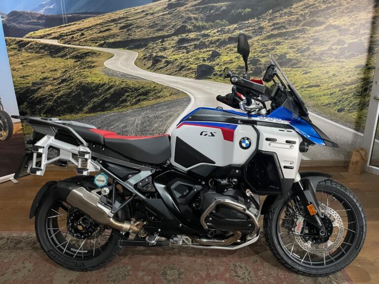 2025 BMW R1300GS Adventure