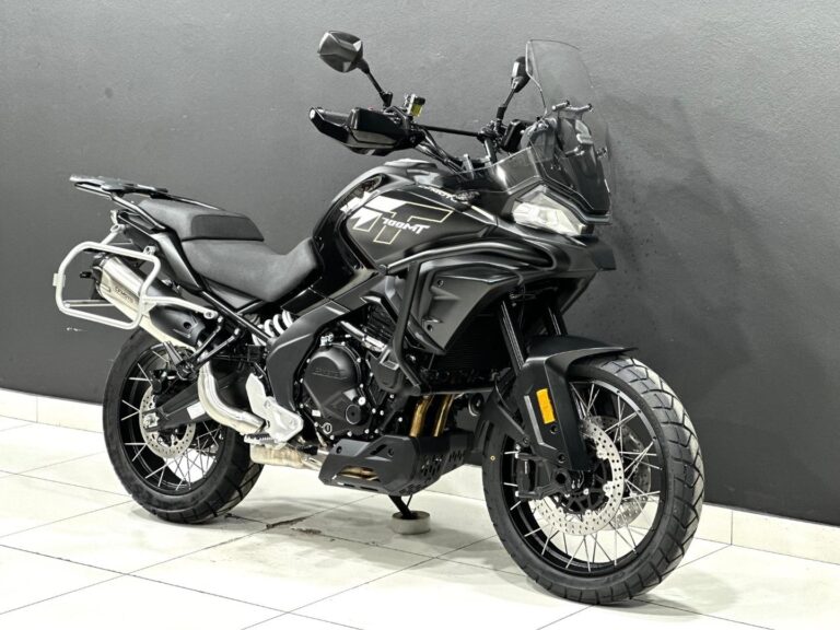 2026 CFMOTO 700 MT