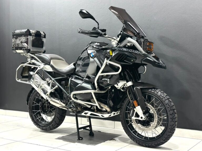 2018 BMW R1200 GS Adventure Triple Black
