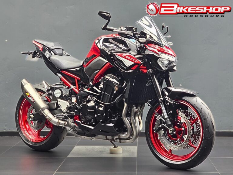 2024 Kawasaki ZR900 ABS