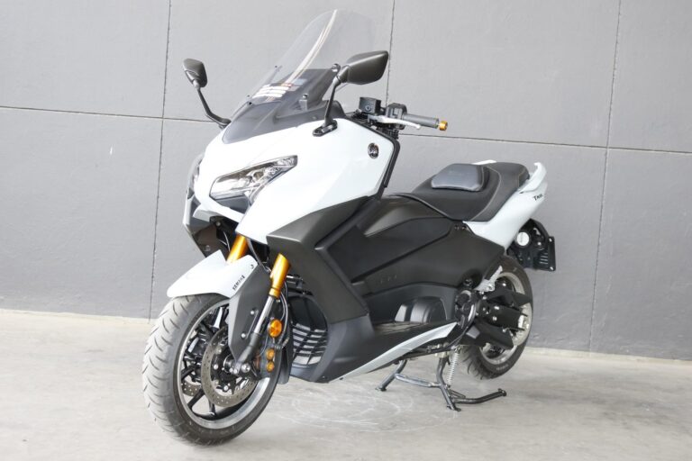2025 Yamaha 2025 YAMAHA 560 TMAX 2019 HUSQVARNA 85