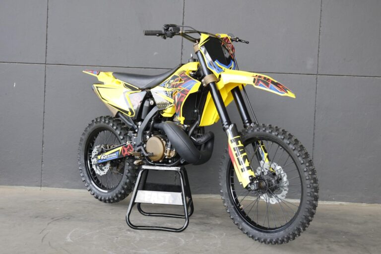 2008 Suzuki RM 250 2008 SUZUKI RM 250