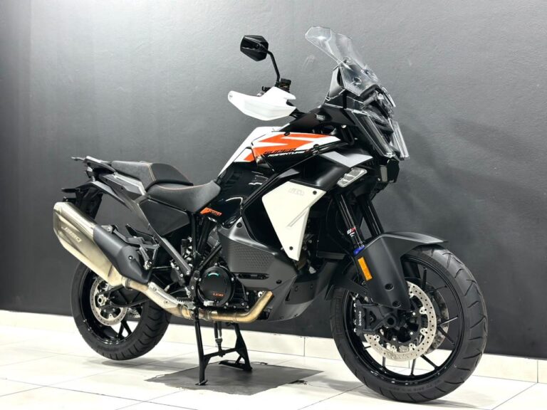 2026 KTM 1390 Super Adventure S Evo