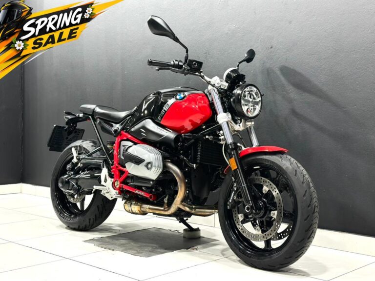 2022 BMW RNinet Option 719