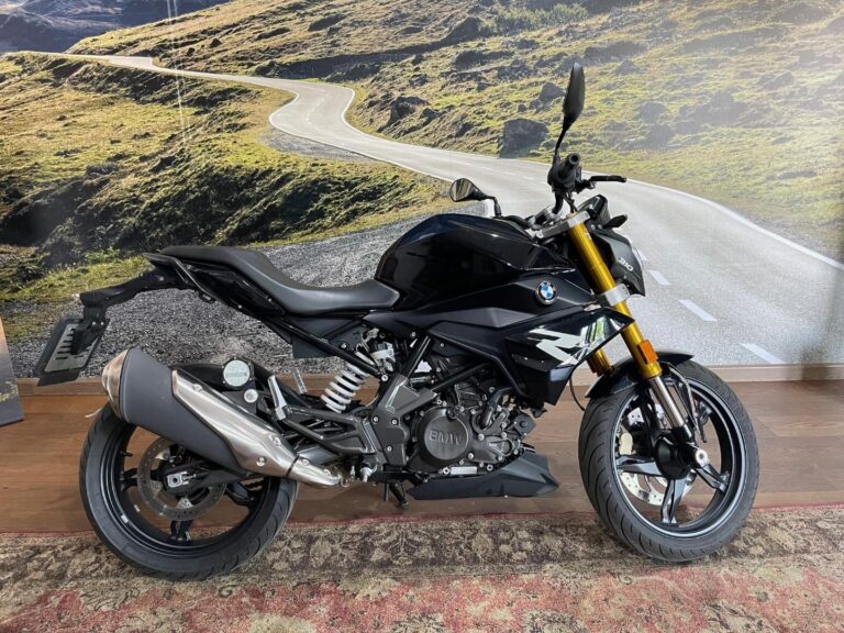 2023 BMW G310R