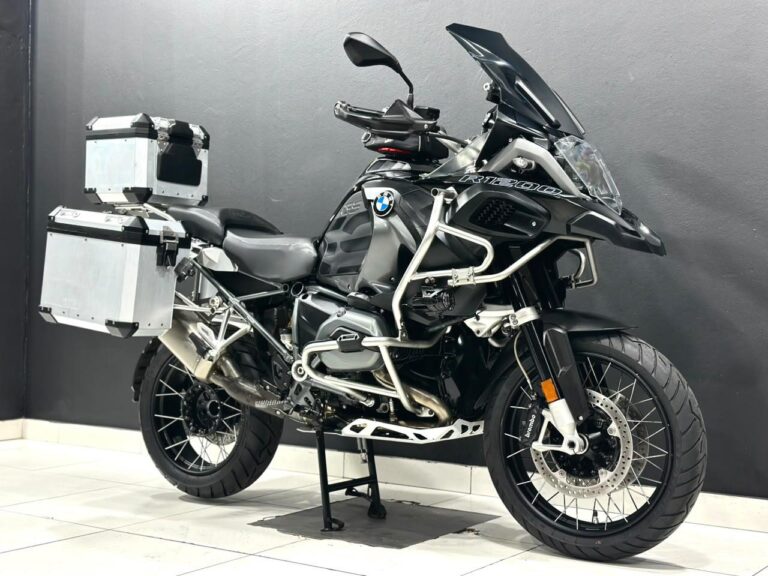 2017 BMW R1200 GS Adventure Triple Black