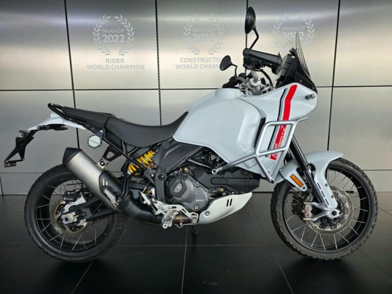 2023 Ducati Desert X V2