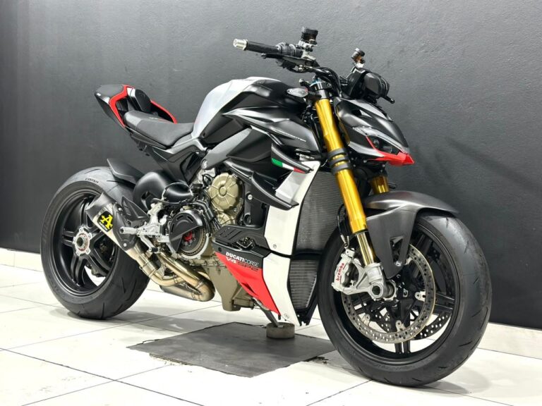 2024 Ducati Strretfighter V4 SP2